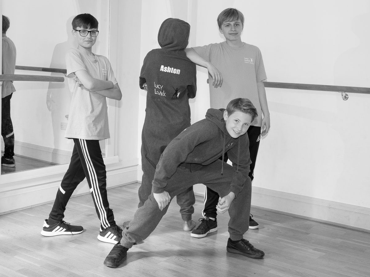 Boys-dance-1946_bw